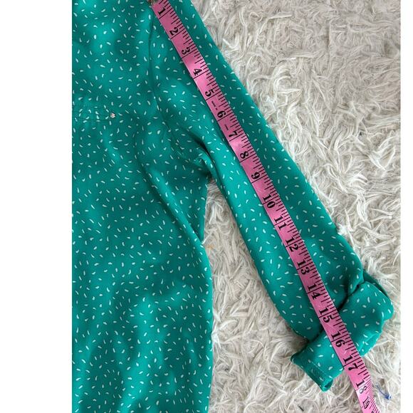 Apt. 9 Women's Size M Teal Button Up Roll Tab Sleeve Lightweight Blouse #0349 - Picture 14 of 14
